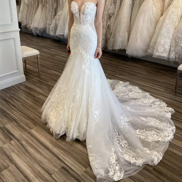 Martina Liana Dresses & Skirts - Martina Liana Wedding Gown